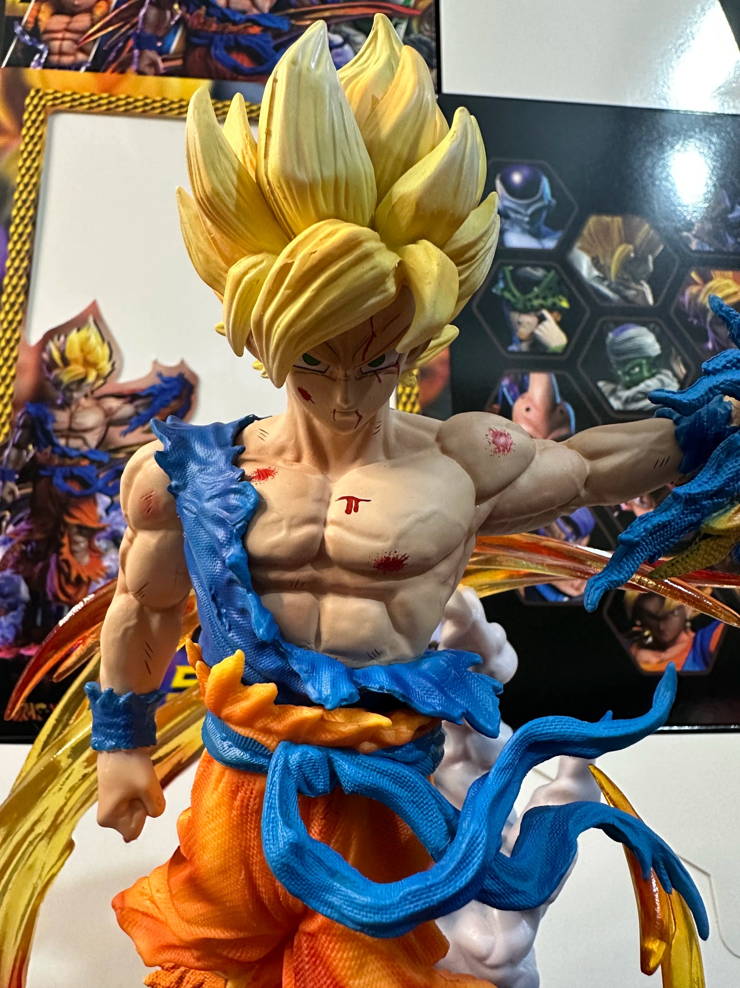 Goku Super Saiyan - Dragon Ball Z - 27cm
