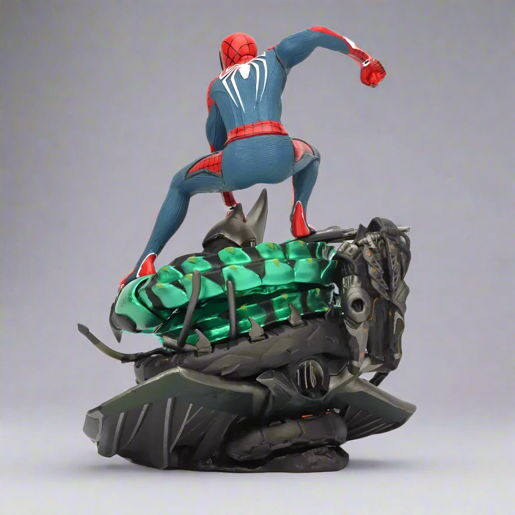 Spider man actiefiguur van achterkant